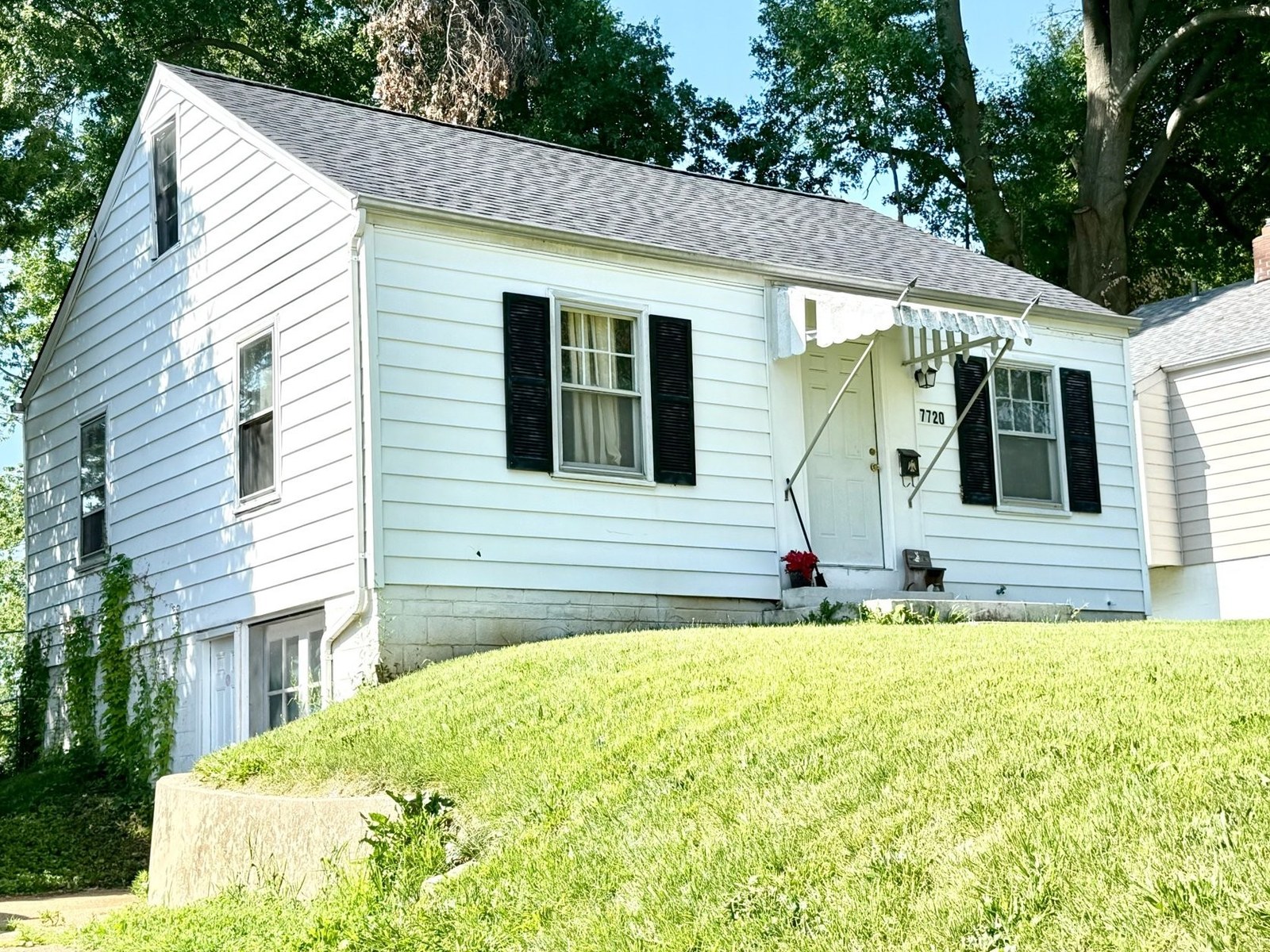 Photo of 7720 Horatio Drive
