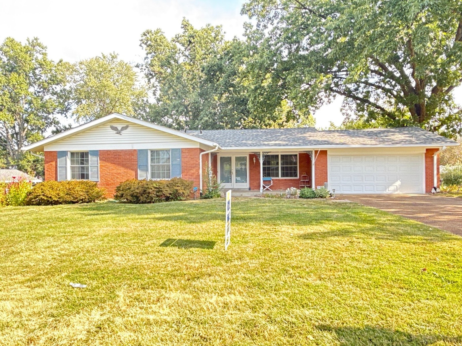 Photo of 5837 Oak Forest Lane