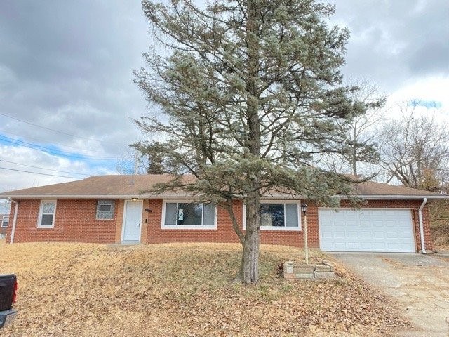 Photo of 8936 Gateland Avenue