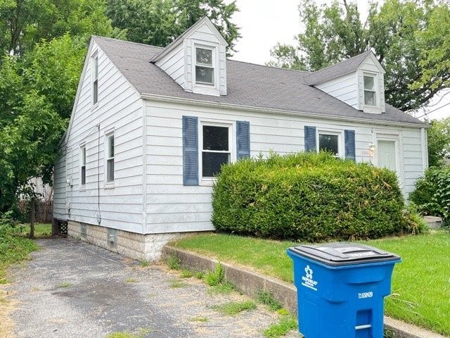 Exterior of 1009 Northdale Avenue